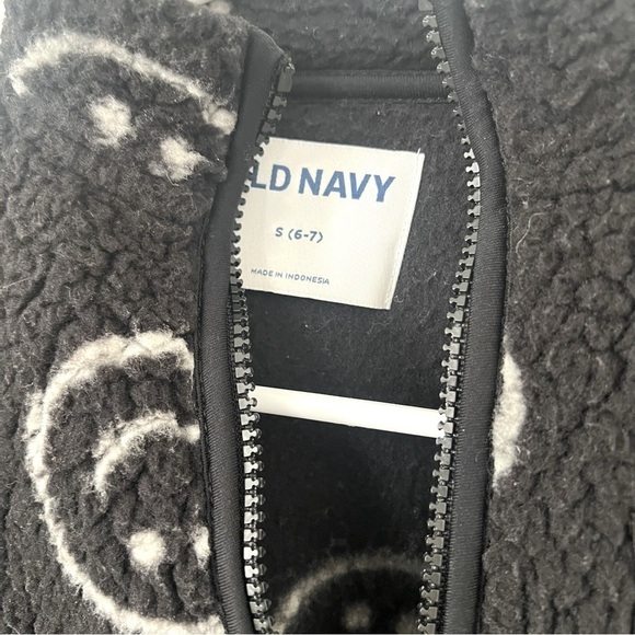 Old Navy Small (6-7) Cozy Sherpa Fleece Smiley Face All Over Print Zip Jacket - Picture 3 of 8